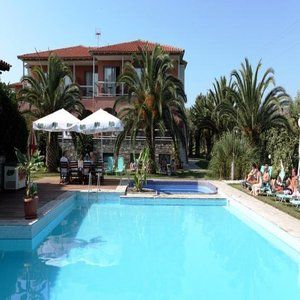 Hanioti Hotel Hotel